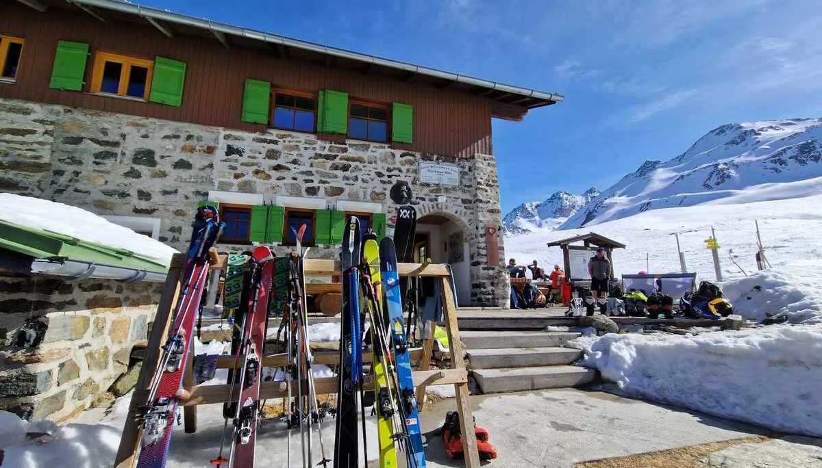 © DAV-Gangkofen - Pforzheimer Hütte (2308m)