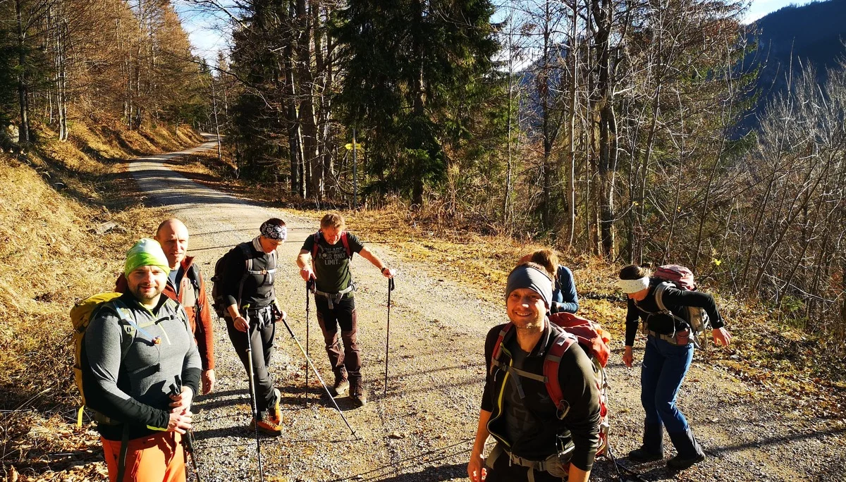 © (DAV Gangkofen) Ankommen in der Sonne