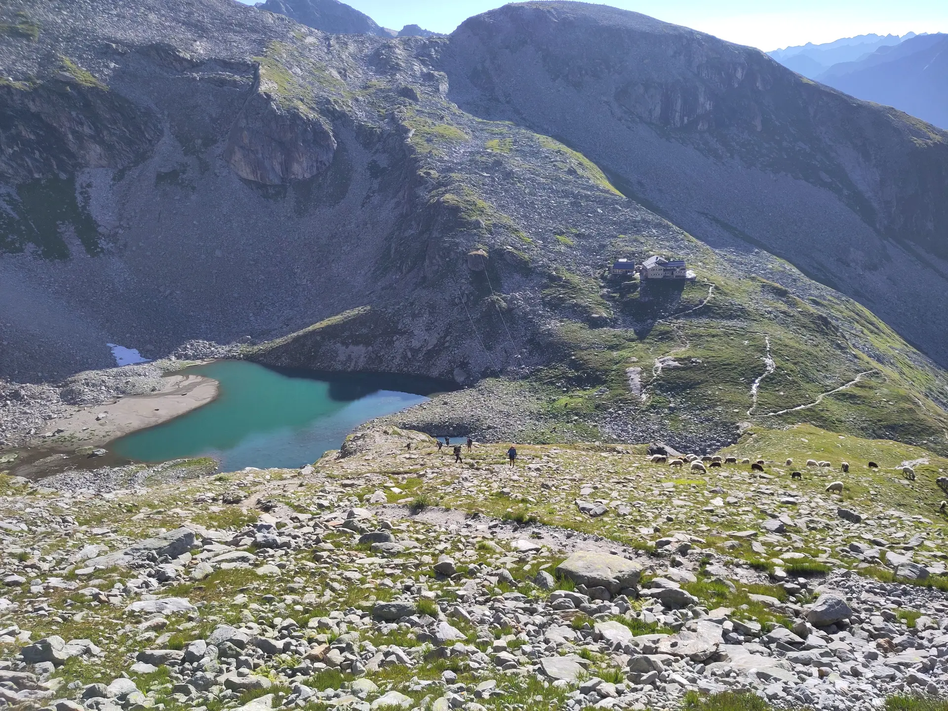 © (DAV-Gangkofen) Blick zurück zum Friesenberghaus