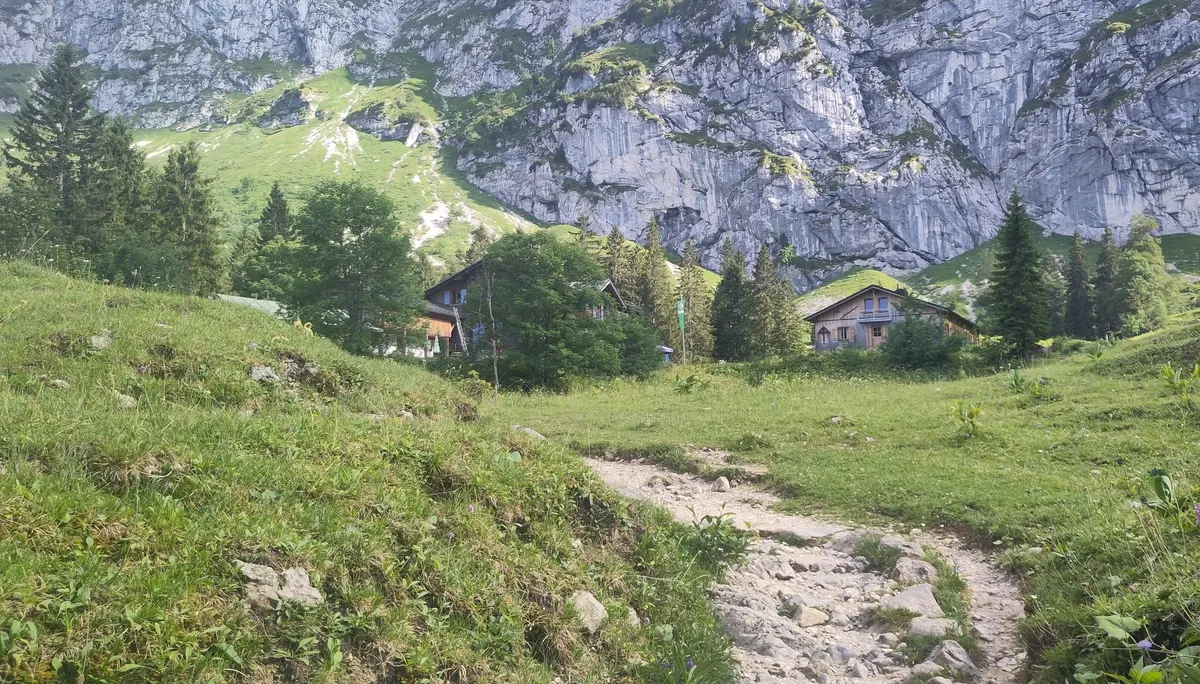 © (DAV-Gangkofen) - Hütte in Sicht