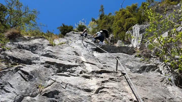 KS Astegg_Klettersteig mit wenigen künstlichen Tritten | © DAV Gangkofen/Martin Götz_KS Mayrhofen_KS Astegg_Klettersteig mit wenigen künstlichen Tritten