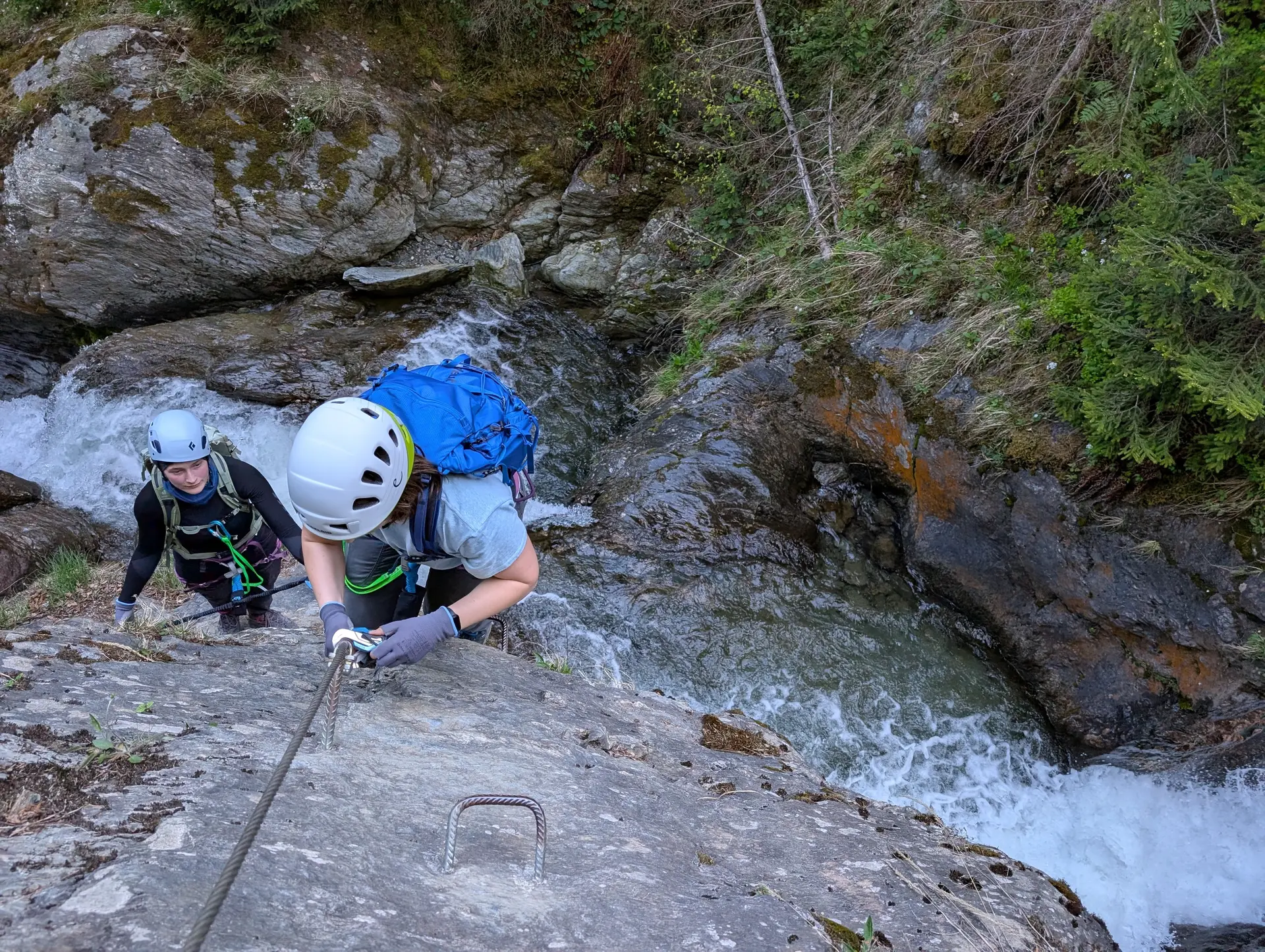 KS Talbach_Übungsabschnitt_D-E-Abschnitte_Überhang im Ausstieg | © DAV Gangkofen/Martin Götz_KS Mayrhofen_KS Talbach_Übungsabschnitt_D-E-Abschnitte_Überhang im Ausstieg