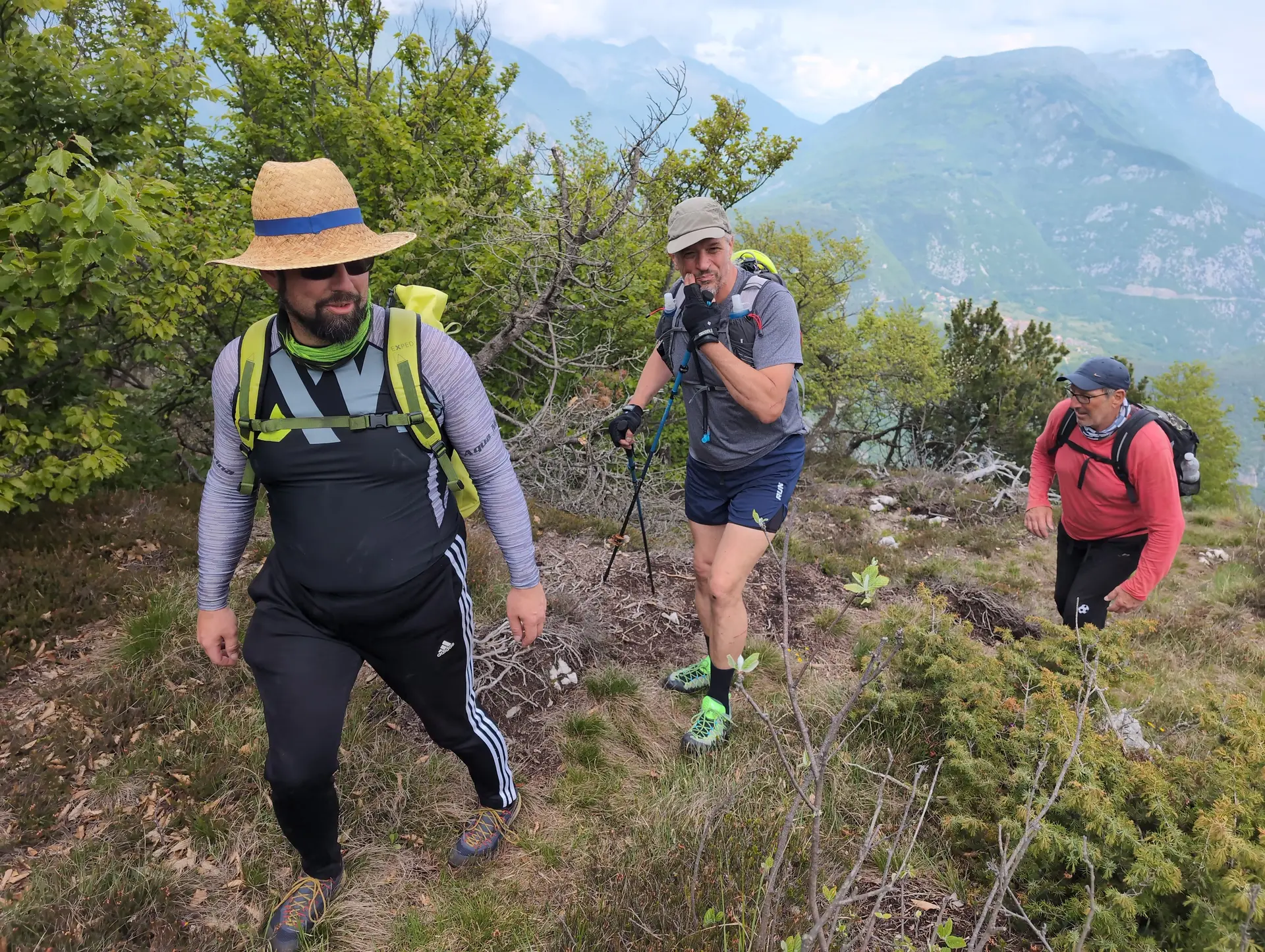 Klettersteige_4-Tage Gardase | © DAV Gangkofen/Martin Götz_Klettersteige_4-Tage Gardasee_KS Gardasee_2. Tag_KS Che Guevara_Abstieg Richtung Sarche