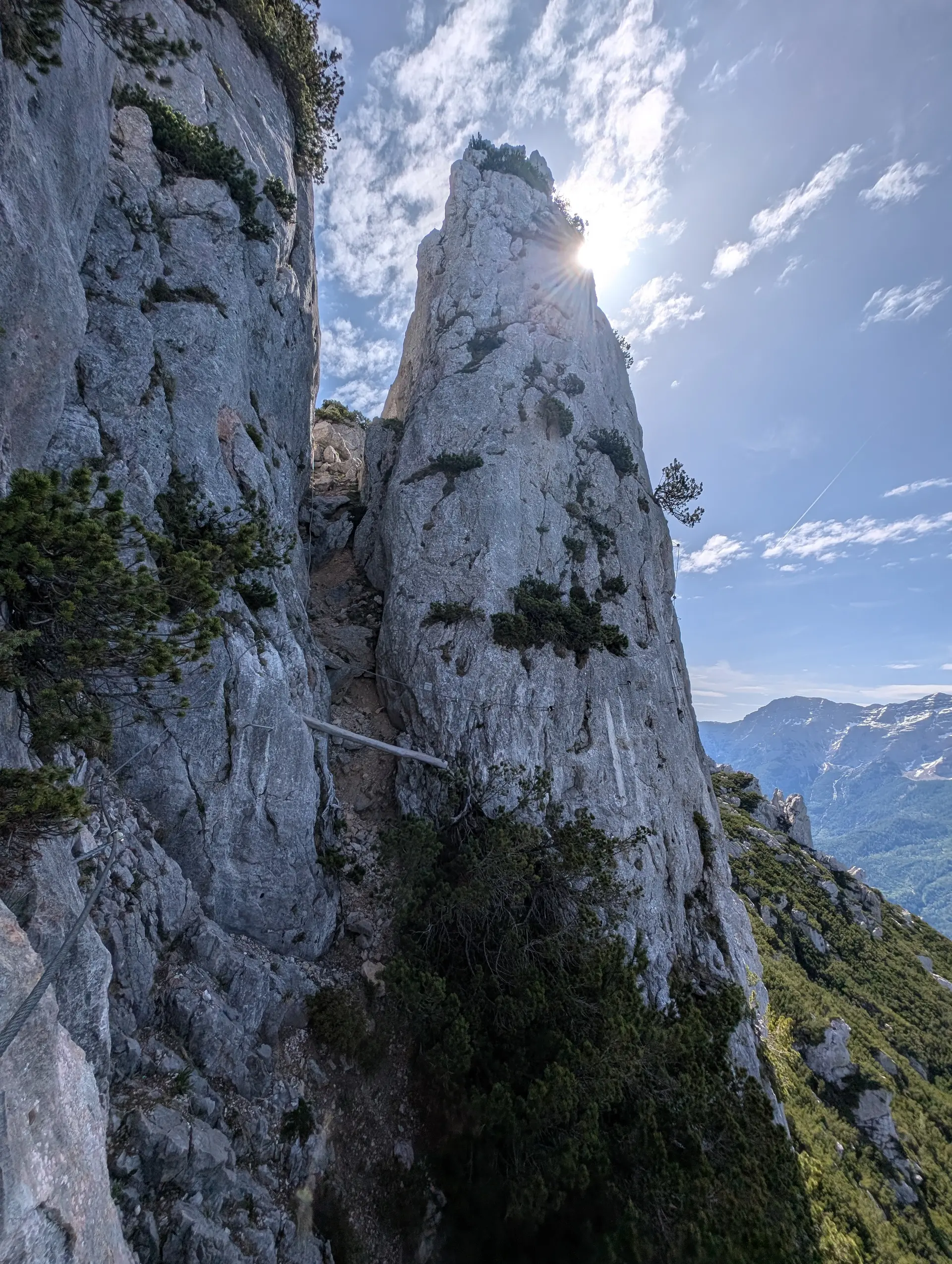 KS S'Schustagangl_ | © DAV Gangkofen/Martin Götz_Klettersteig_Abzweig zum Knieschladderer