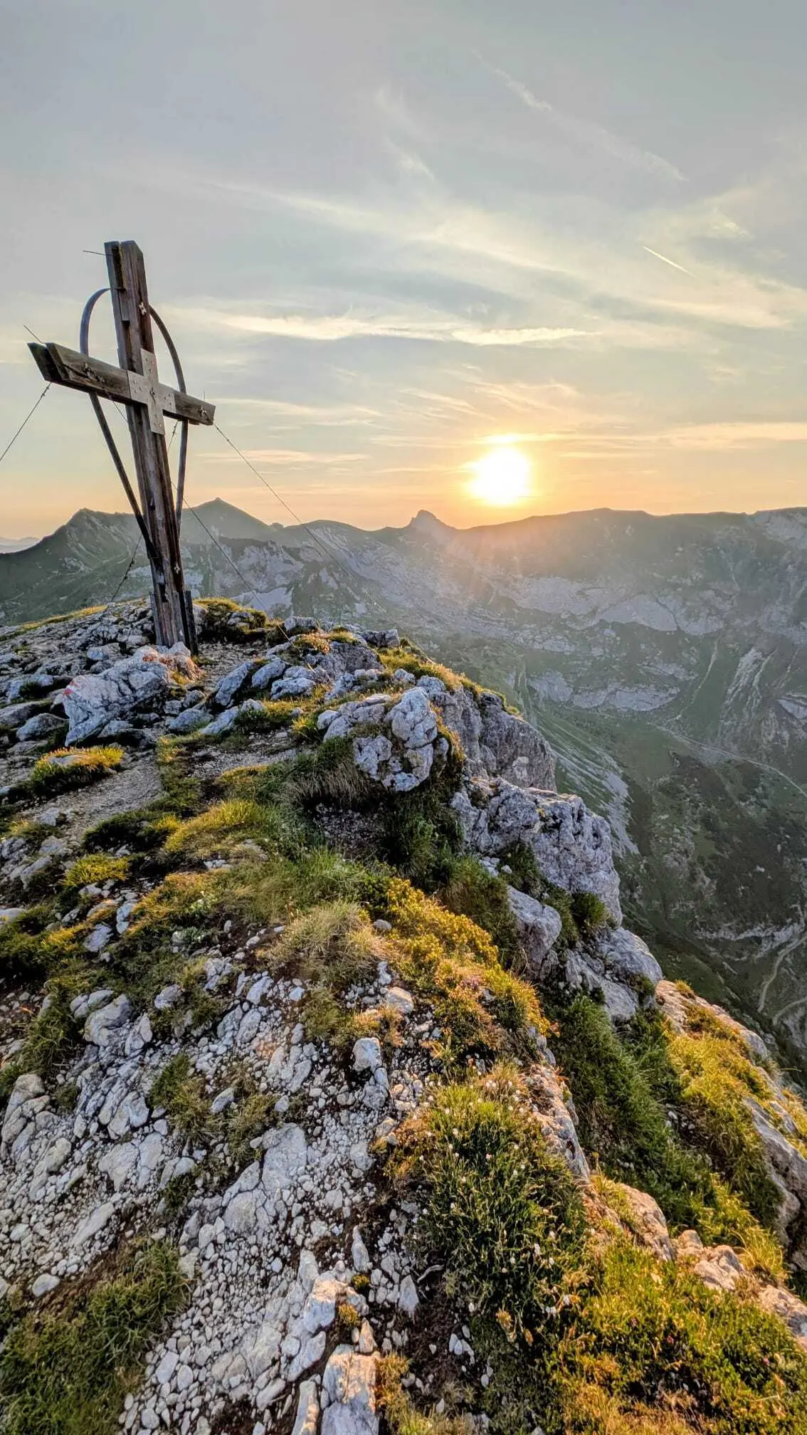 KS 5 Gipfel Rofan Achensee | © DAV Gangkofen/Melanie Loher_KS 5 Gipfel_1_Haidachstellwand_Sonnenaufgang