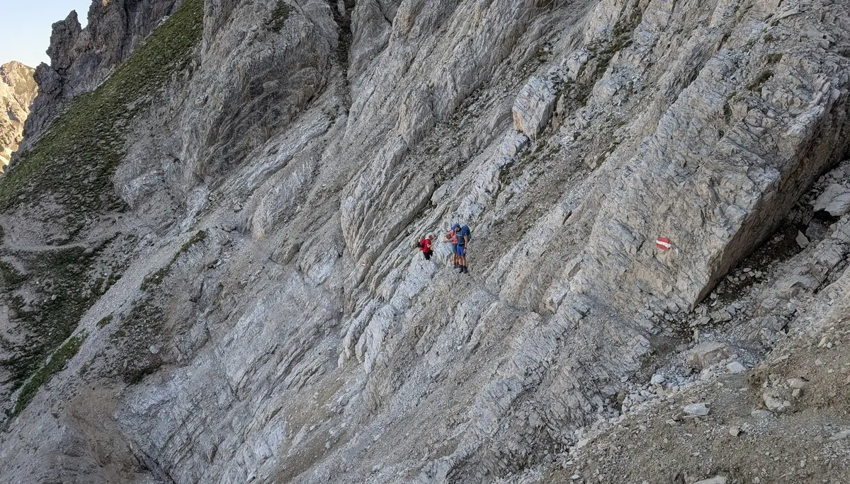 KS Karwendel | © DAV Gangkofen/Martin Götz_KS Karwendel_2.Tag_Freiung Höhenweg_Im Steig