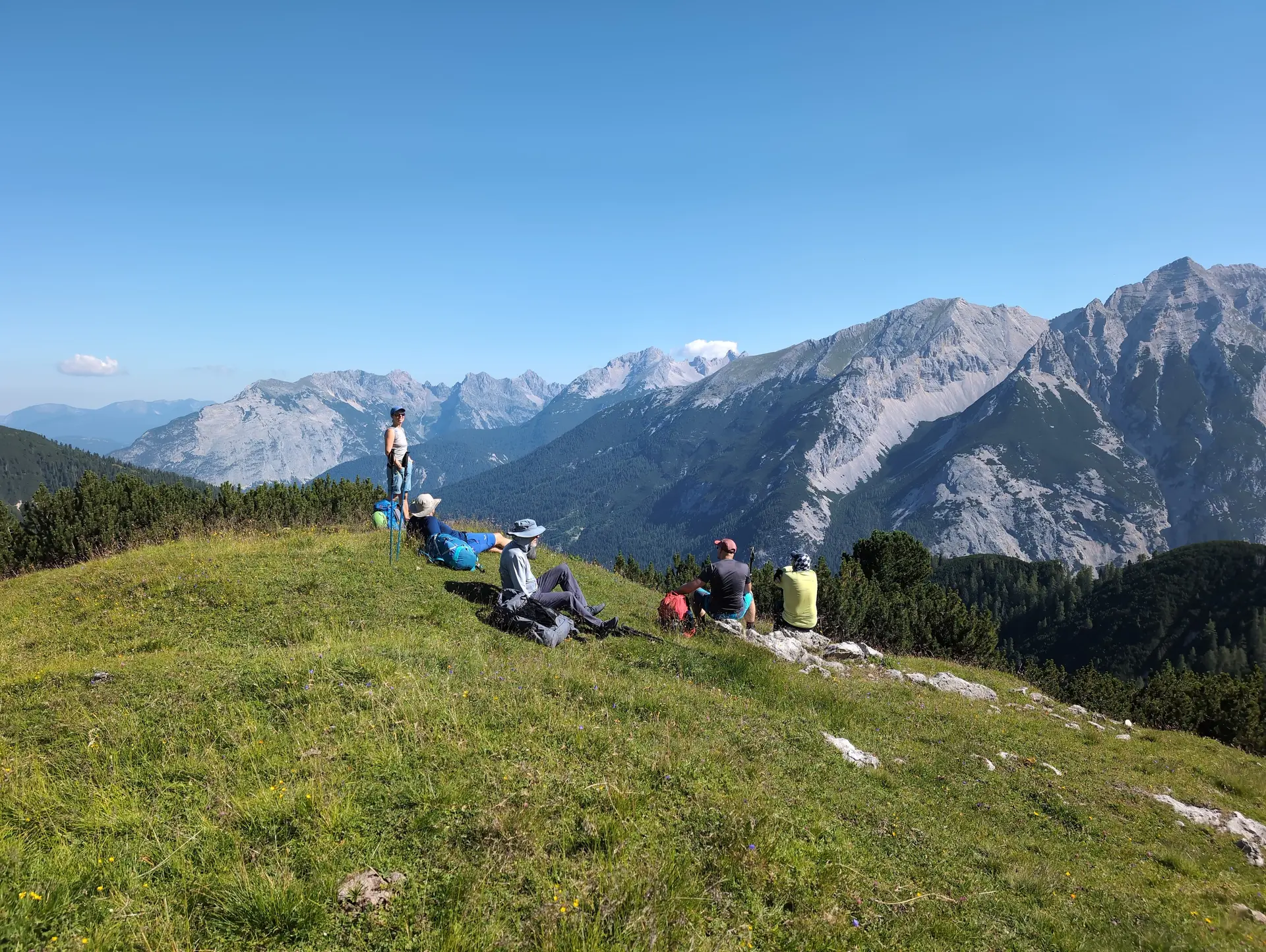 KS Karwendel | © DAV Gangkofen/Martin Götz_KS Karwendel_3.Tag_Gipfelstürmerweg_Erste Pause
