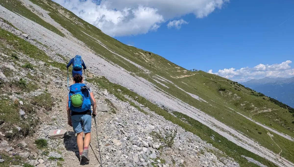 KS Karwendel | © DAV Gangkofen/Martin Götz_KS Karwendel_3.Tag_Abstieg_Auf dem Weg zur Seegrube_Noch ein letzter Gegenanstieg