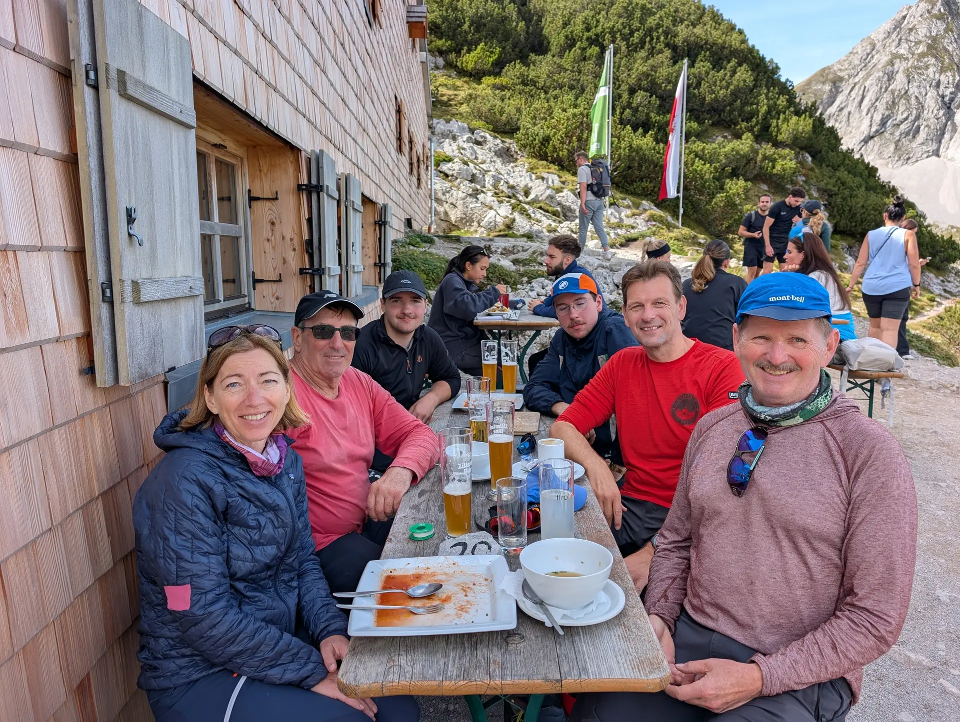 KS Tajakante | © DAV Gangkofen/Martin Götz_KS Mieminger Gebirge_KS Tajakante_Abstieg_Pause auf der Coburger Hütte