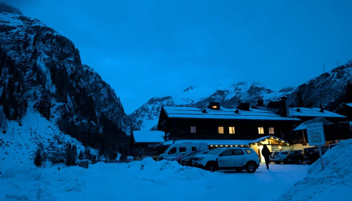 EK Eiskletterkurs Eispark Osttirol | © DAV Gangkofen/Martin Götz - Eiskletterkurs - Matreier Tauernhaus - Gästehaus