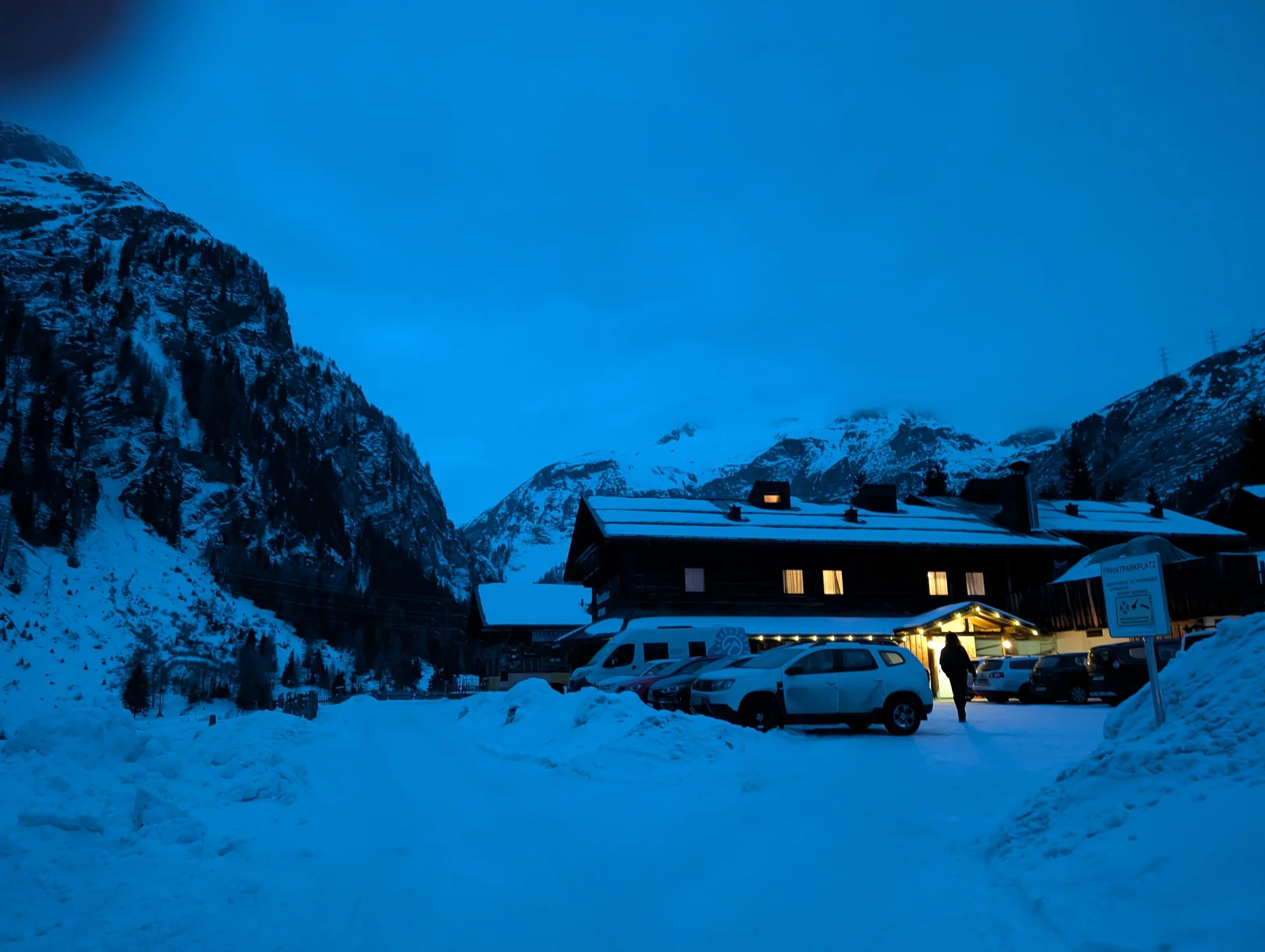 EK Eiskletterkurs Eispark Osttirol | © DAV Gangkofen/Martin Götz - Eiskletterkurs - Matreier Tauernhaus - Gästehaus