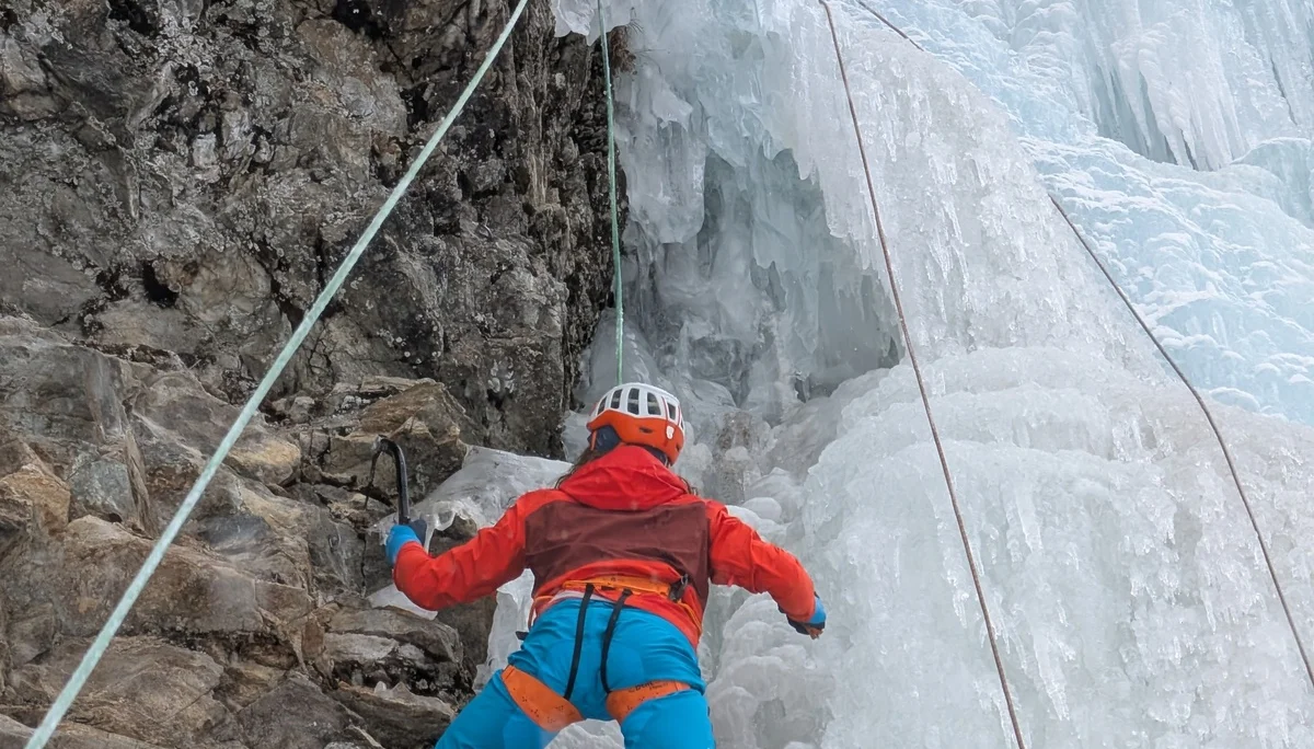 EK Eiskletterkurs Eispark Osttirol | © DAV Gangkofen/Martin Götz - Eiskletterkurs - Pablo in Action