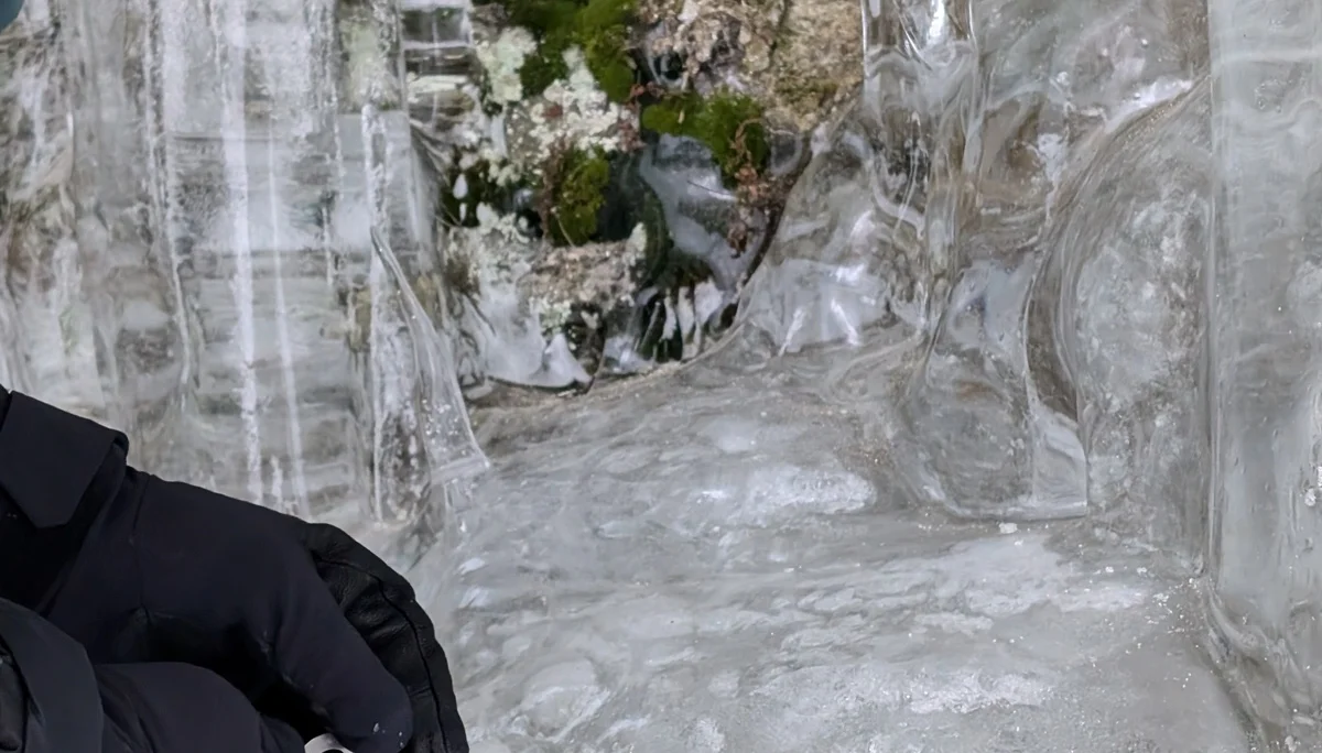 EK Eiskletterkurs Eispark Osttirol | © DAV Gangkofen/Martin Götz - Eiskletterkurs - Erstellen einer Abalakov-Eisuhr