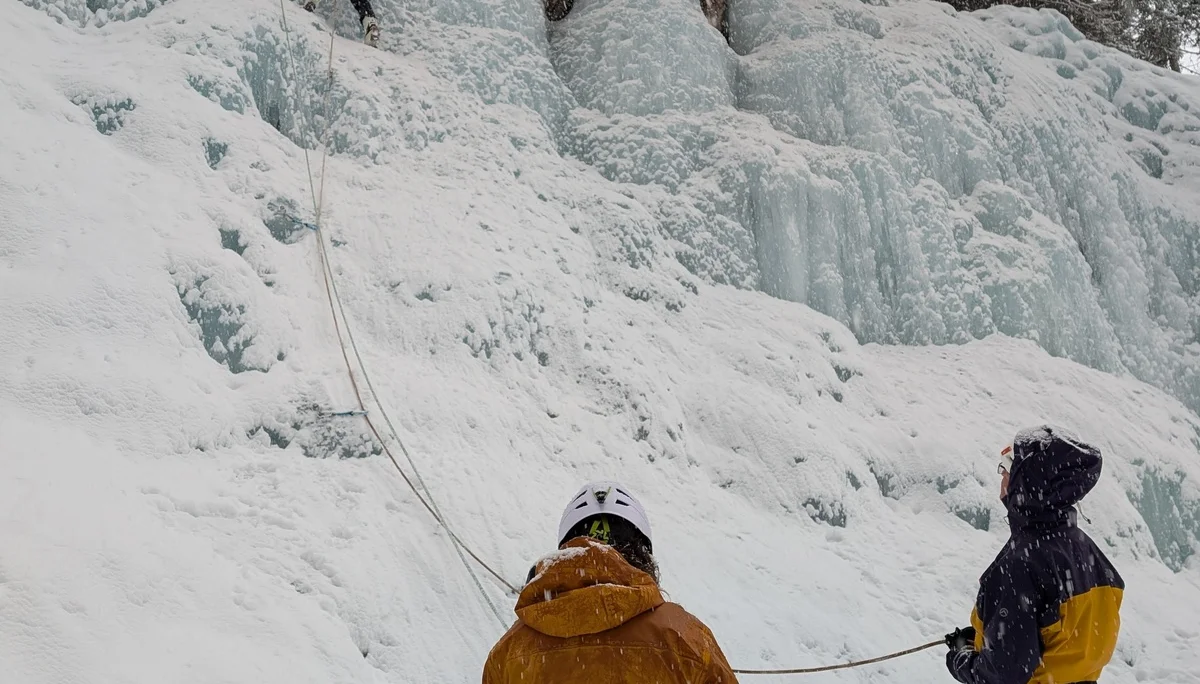 EK Eiskletterkurs Eispark Osttirol | © DAV Gangkofen/Martin Götz - Eiskletterkurs - gesicherter Vorstieg