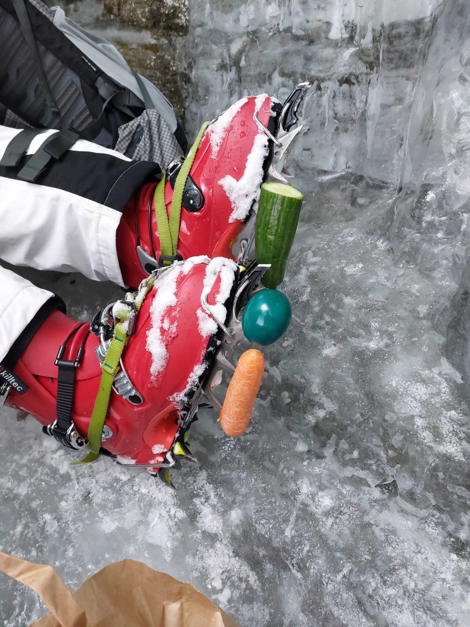 EK Eiskletterkurs Eispark Osttirol | © DAV Gangkofen/Leon Sendlinger - Eiskletterkurs - Alternativer Einsatz der Steigeisen