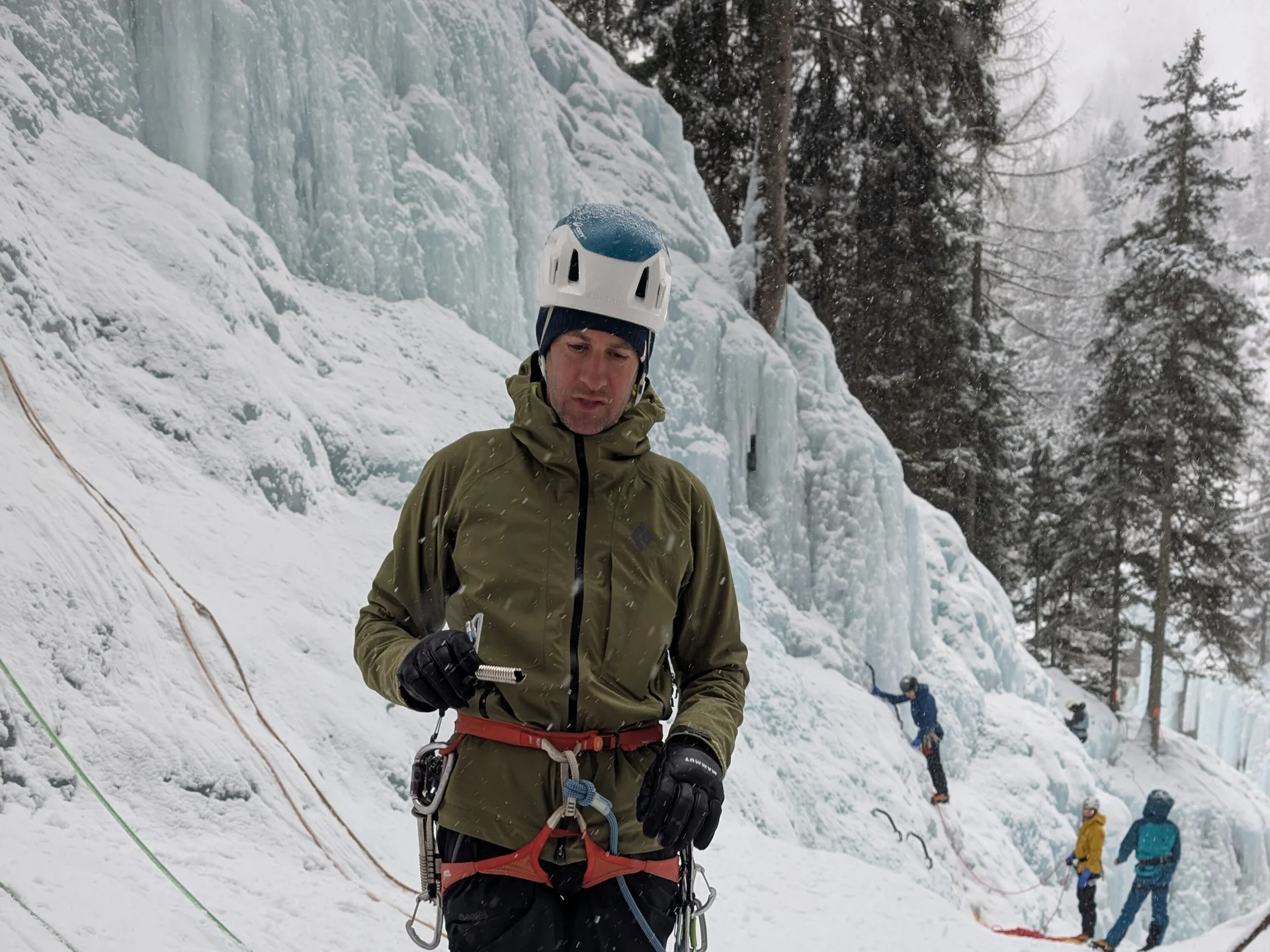 EK Eiskletterkurs Eispark Osttirol | © DAV Gangkofen/Martin Götz - Eiskletterkurs - Bergführer Tobias Stampfl