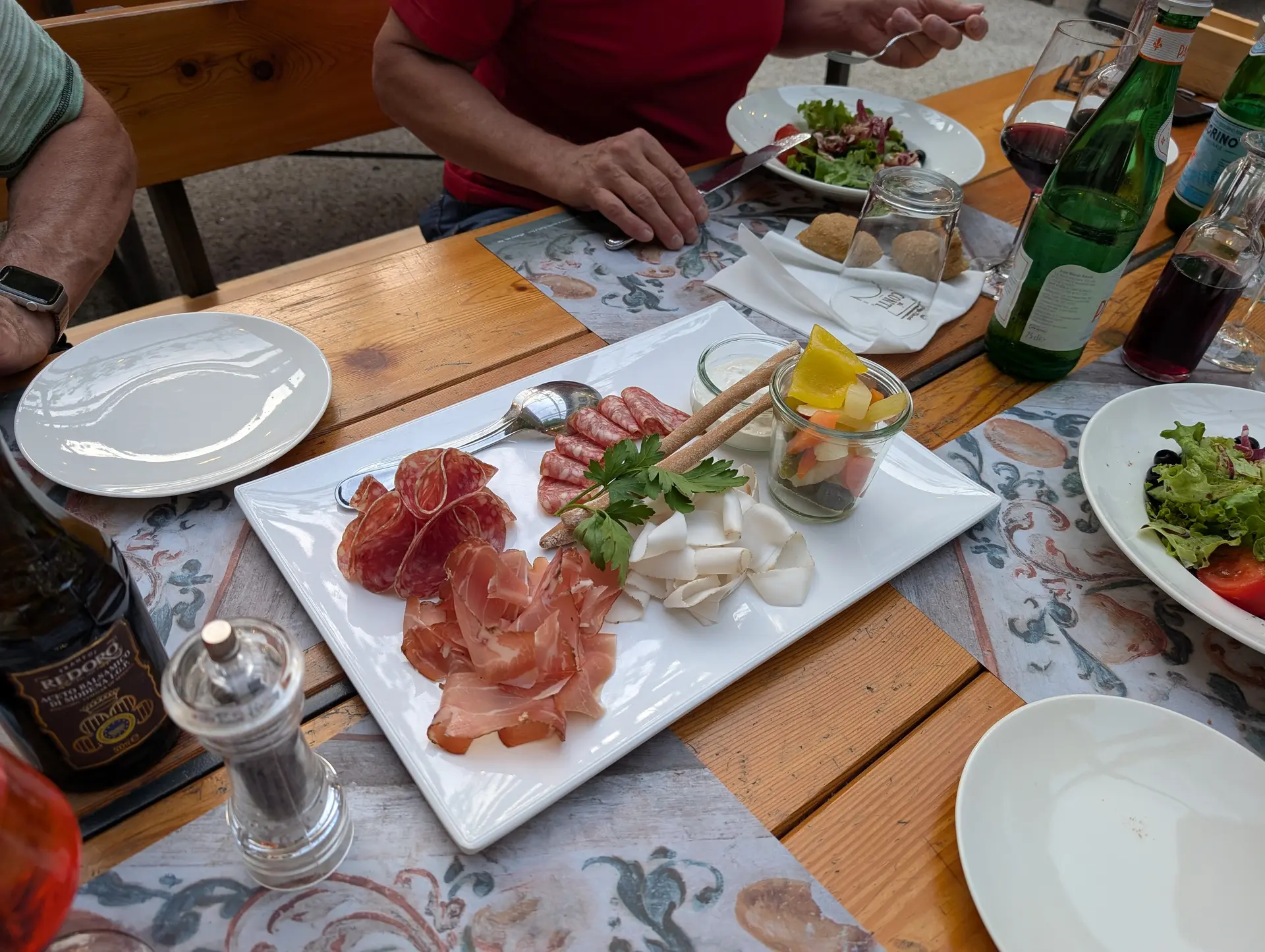 KS Einführungskurs I | © DAV Gangkofen/Martin Götz_KS Einführungskurs I_2.Tag_Abendessen_Il tagliere