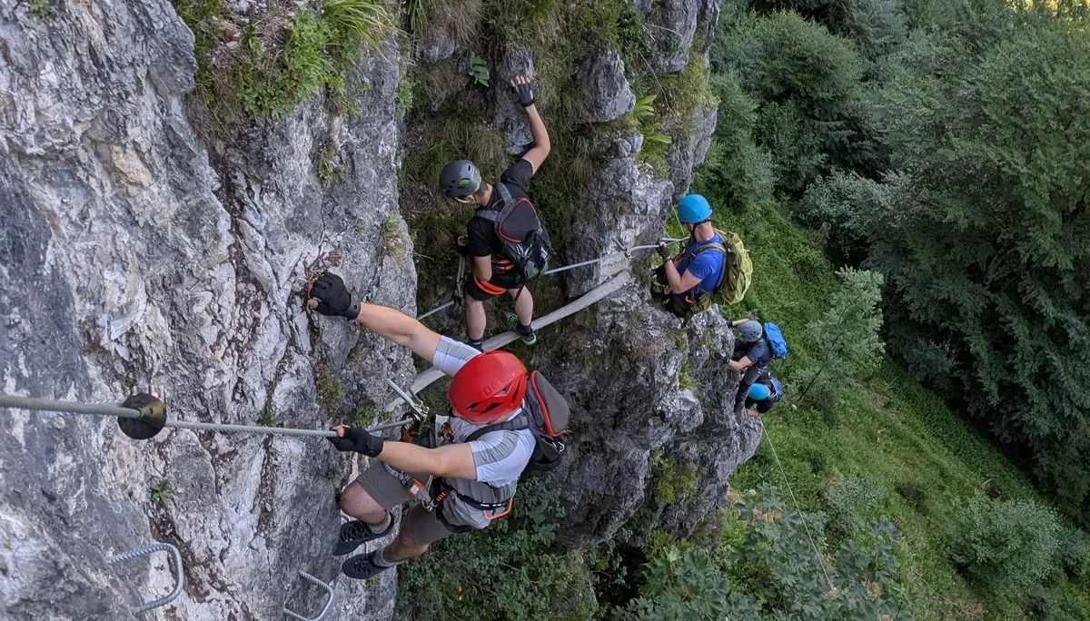 KS Einführungskurs II_1_3_Adolari 4_Im Quergang_ | © DAV Gangkofen/Martin Götz_KS Einführungskurs II_1_3_Adolari 4_Im Quergang