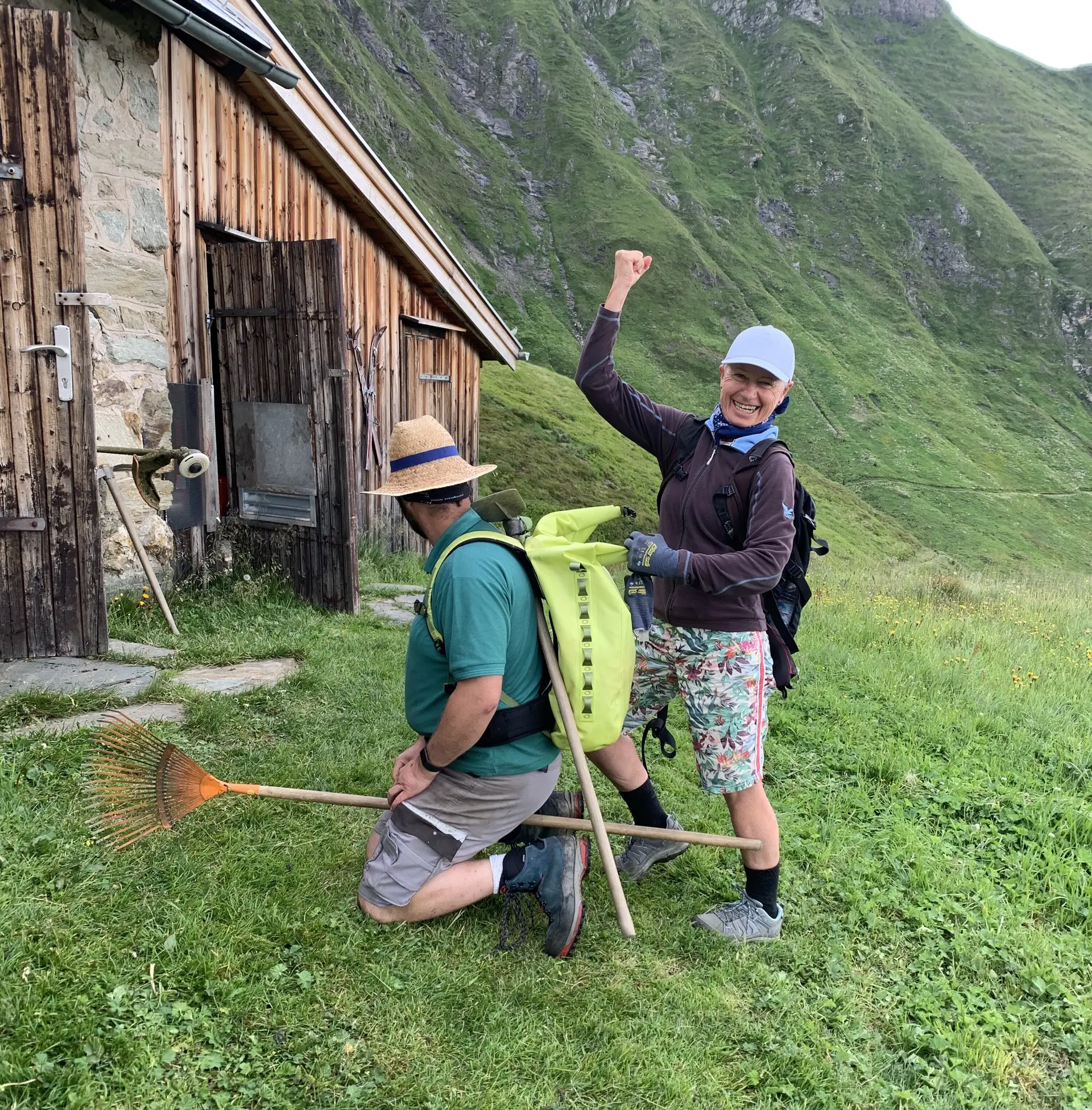 © (DAV Gangkofen) Umweltbaustelle Gleiwitzer Hütte, Frauenpower
