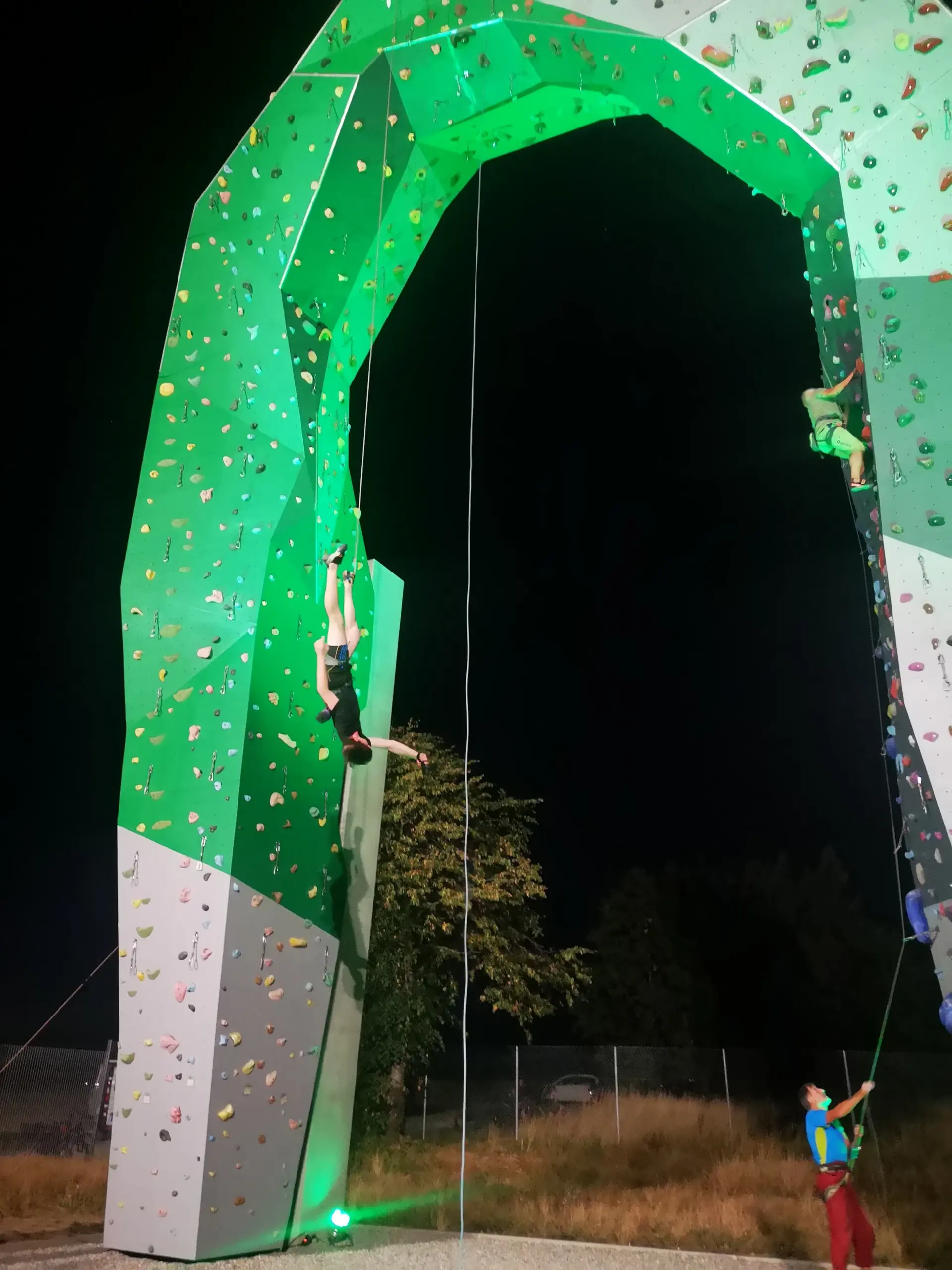 © DAV Gangkofen Sonnenfinsternis am Kletterturm