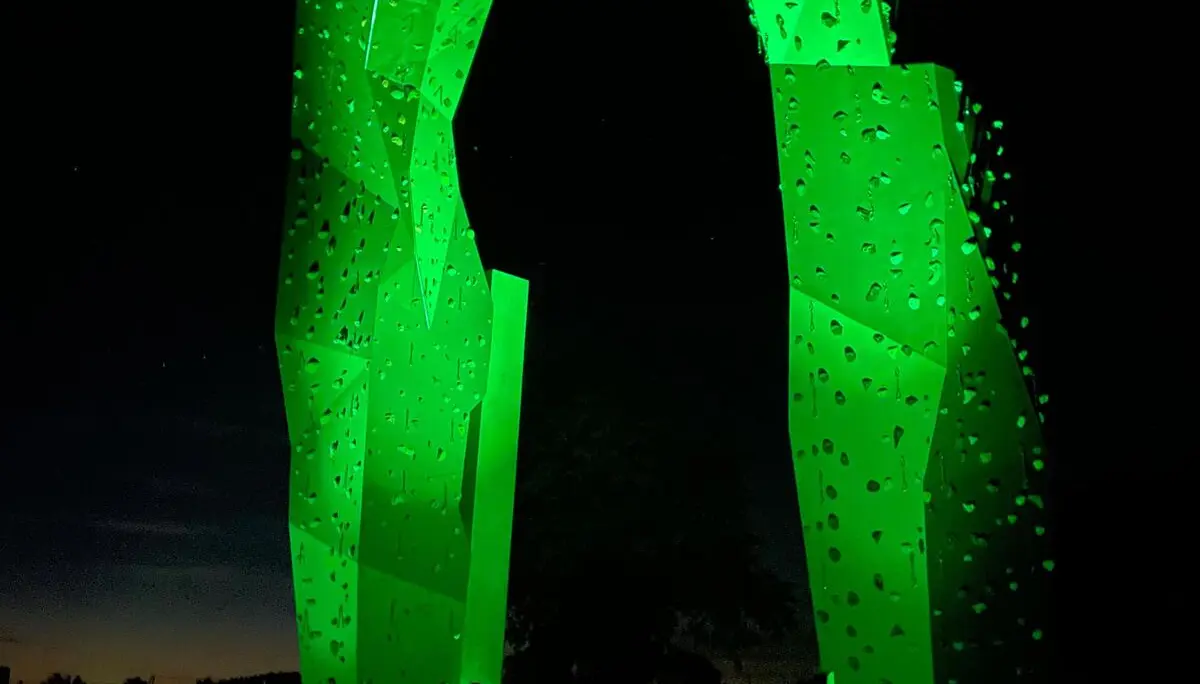 © DAV Gangkofen Sonnenfinsternis am Kletterturm