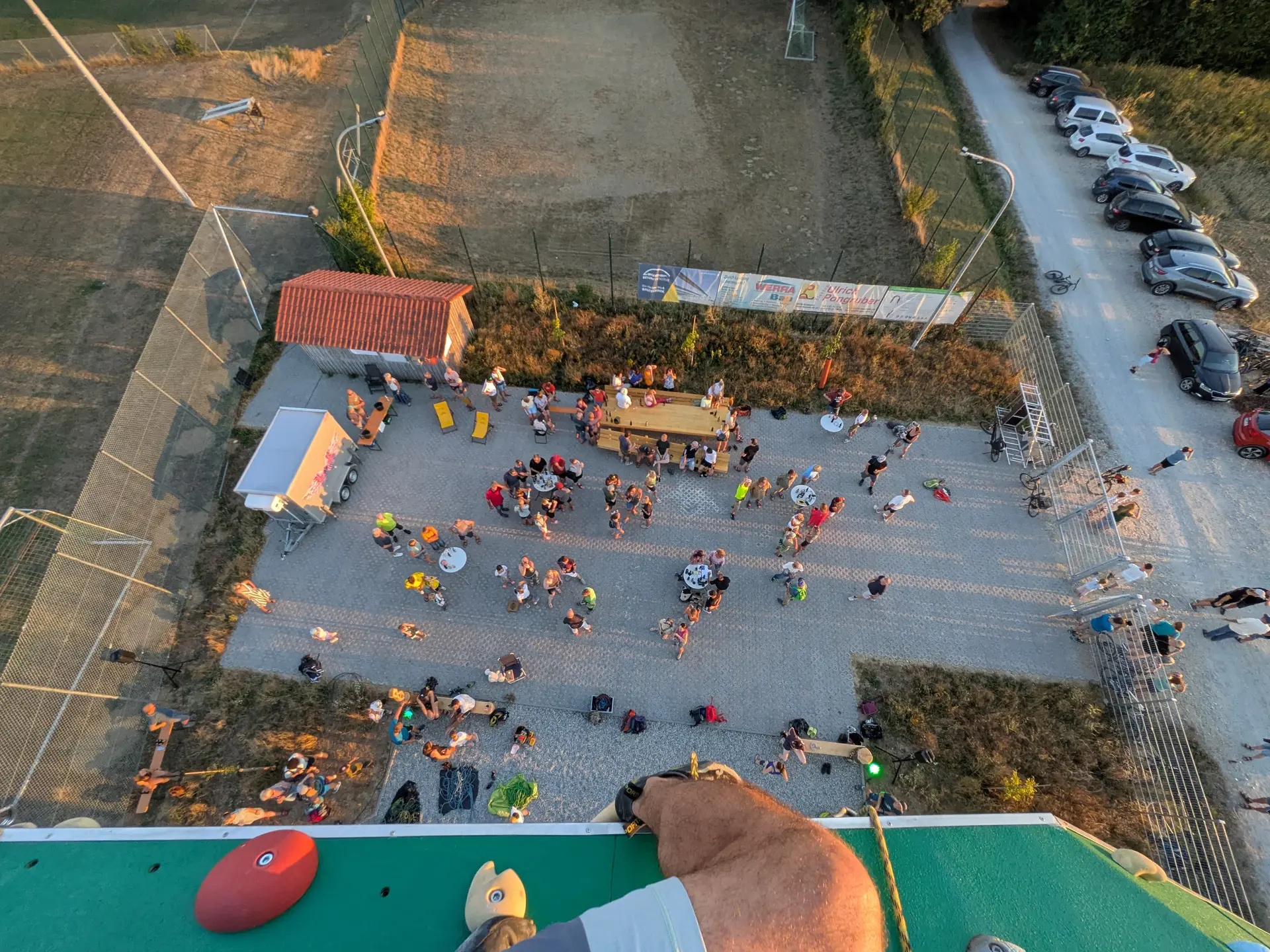 © DAV Gangkofen Sonnenfinsternis am Kletterturm