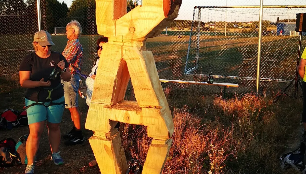 © DAV Gangkofen Sonnenfinsternis am Kletterturm