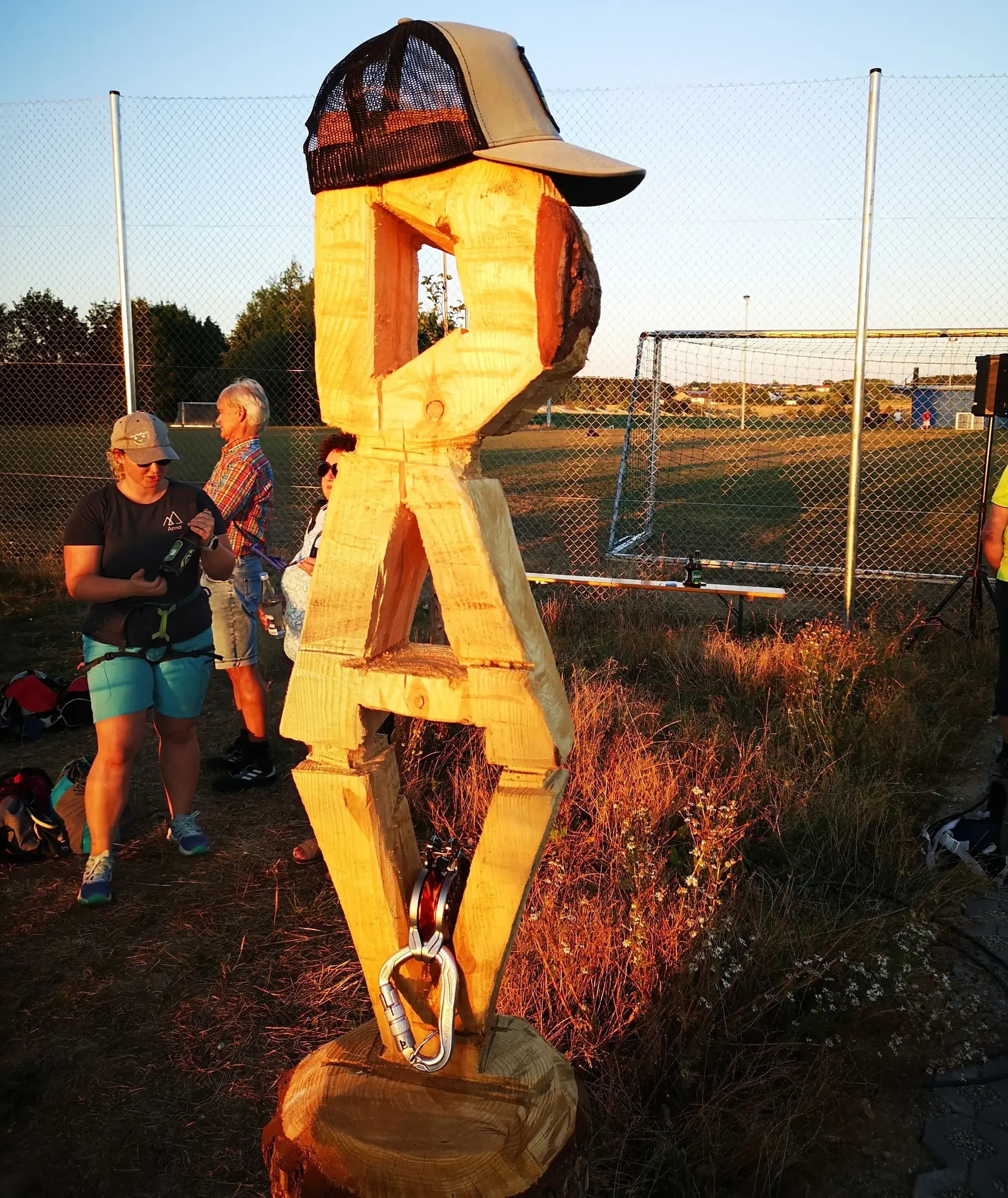 © DAV Gangkofen Sonnenfinsternis am Kletterturm