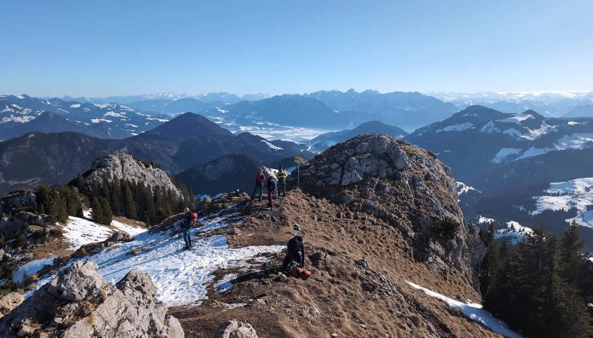 SSW Wildalpjoch II | © DAV Gangkofen/Martin Götz - SSW Wildalpjoch II - Blick vom Gipfel Richtung Süden