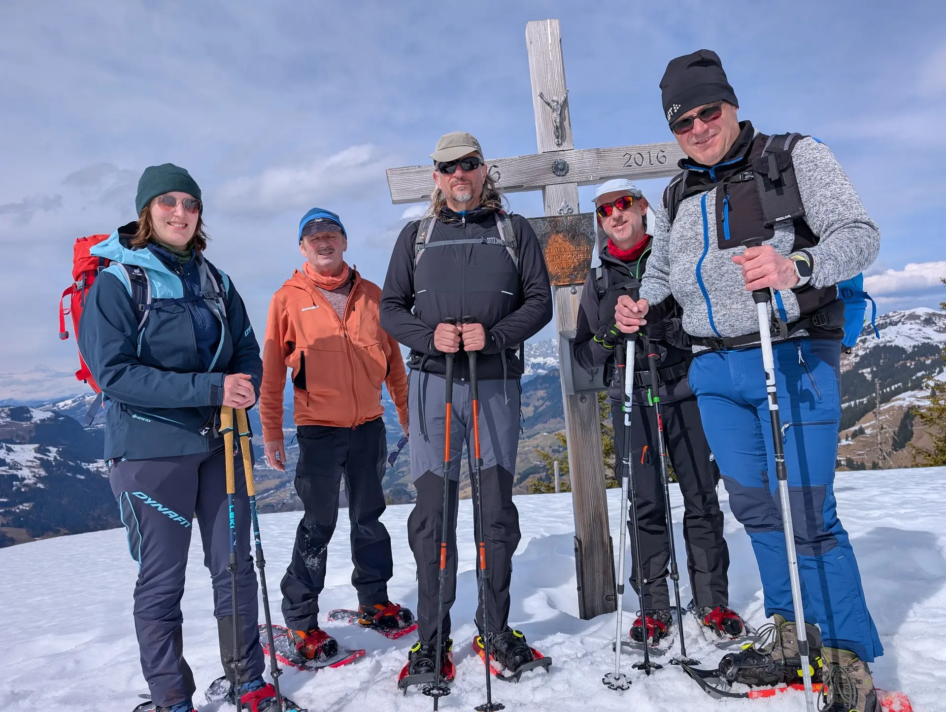 SSW-WoE Bochumer Hütte_1. Tag | © DAV Gangkofen/Martin Götz_SSW-WoE Bochumer Hütte_1. Tag_Am Gipfel des Laubkogels