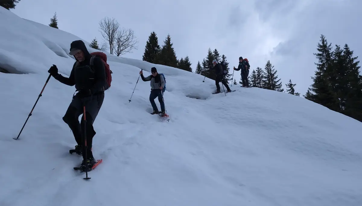 SSW-WoE Bochumer Hütte_1. Tag | © DAV Gangkofen/Martin Götz_SSW-WoE Bochumer Hütte_1. Tag_Abstieg über Steilstufe
