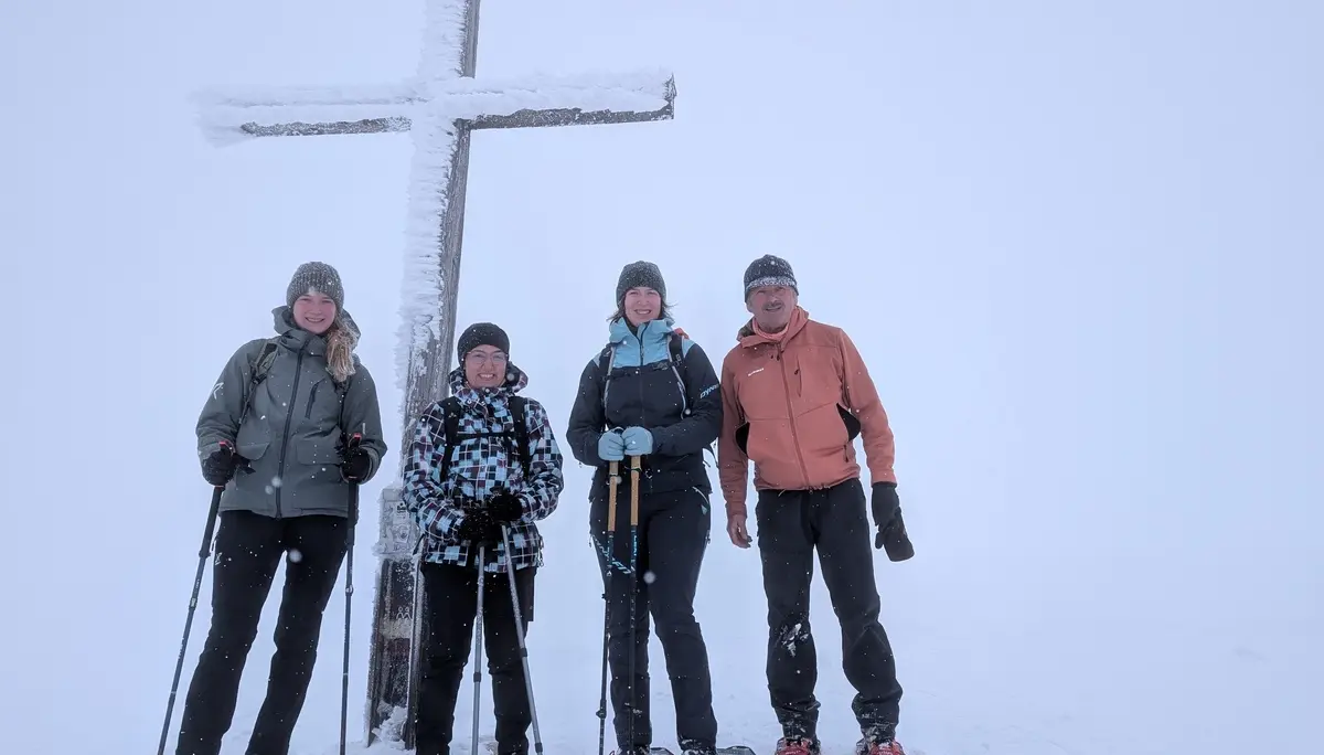SSW Trattberg | © DAV Gangkofen/Martin Götz_SSW Trattberg_Gipfelkreuz des Trattbergs