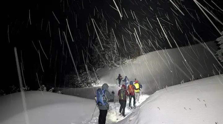 SSW Stahlhaus Vollmondtour | © DAV Gangkofen/Karin Witzelsperger_SSW Stahlhaus Vollmondtour_Rückweg im Neuschnee