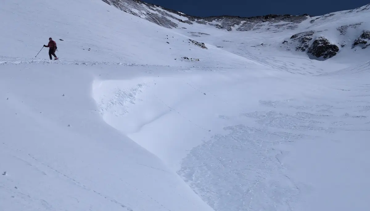 2. Tag_Abstieg vom Joch | © DAV Gangkofen/Martin Götz_SSW Jamtalhütte_2. Tag_Abstieg vom Joch