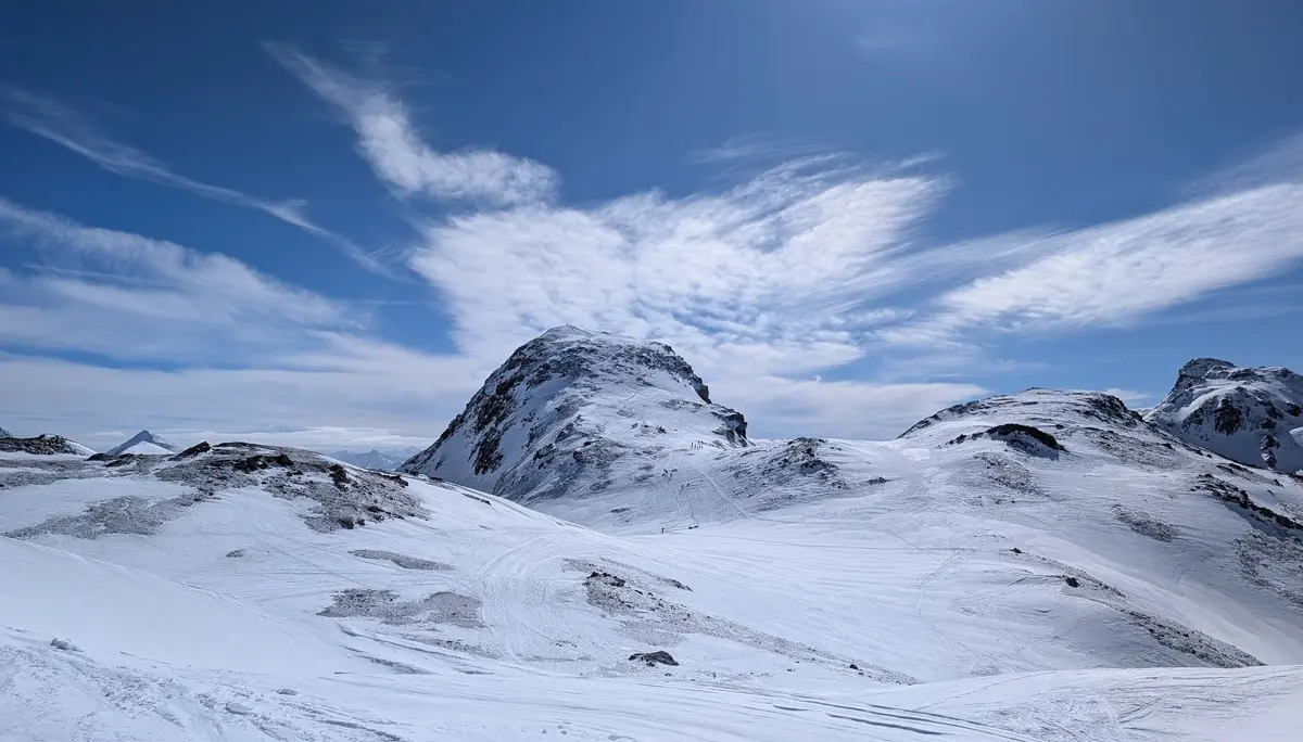 2. Tag_Aufstieg_Blick auf Breite Krone vom Joch aus | © DAV Gangkofen/Martin Götz_SSW Jamtalhütte_2. Tag_Aufstieg_Blick auf Breite Krone vom Joch aus