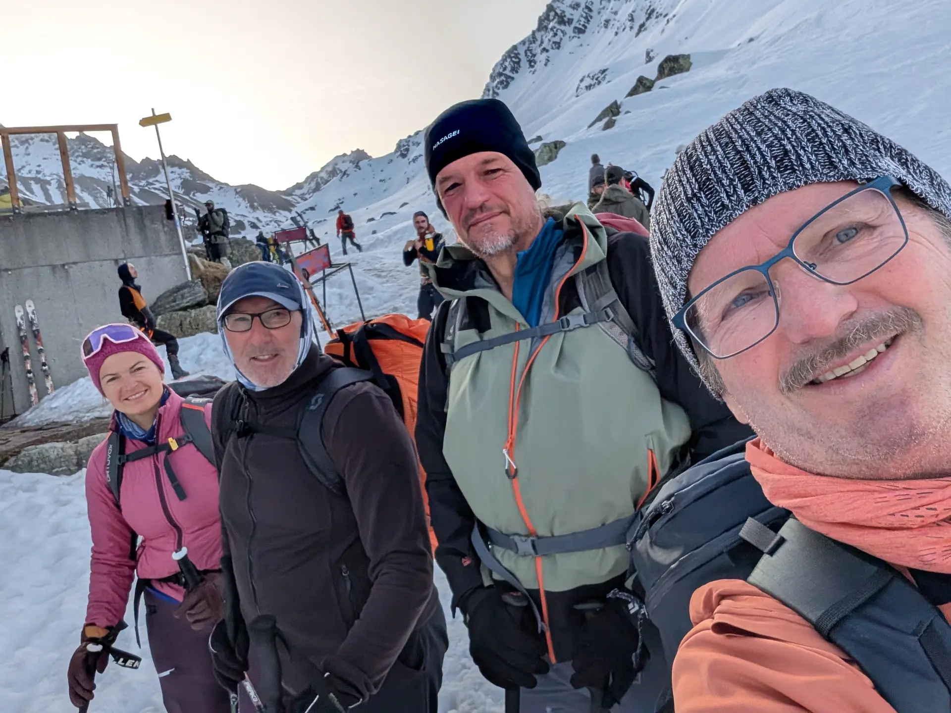 3. Tag_Start an der Hütte | © DAV Gangkofen/Martin Götz_SSW Jamtalhütte_3. Tag_Start an der Hütte