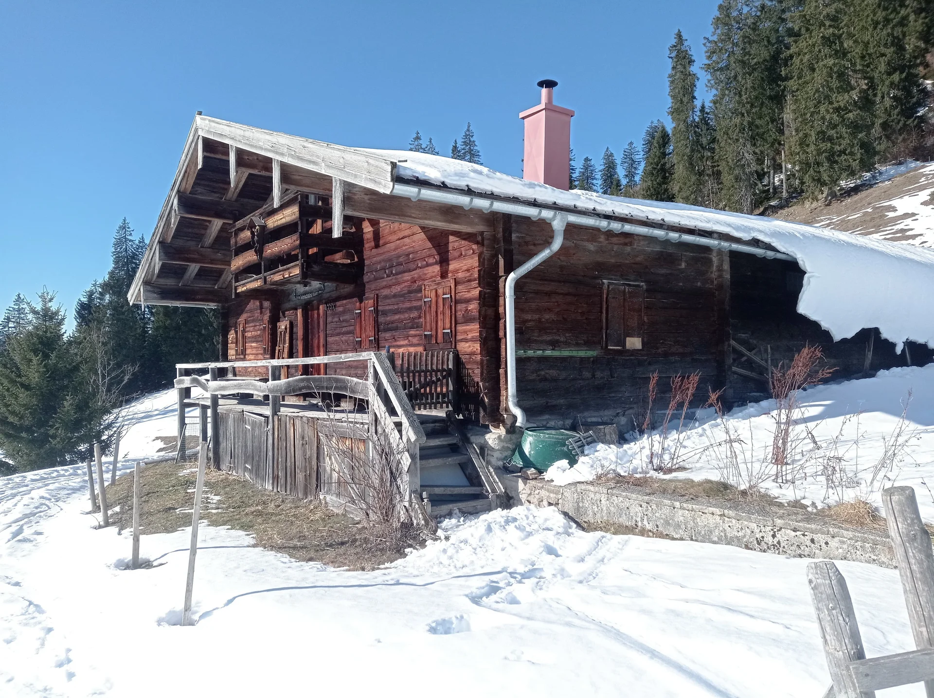 © (DAV Gangkofen) Dachlawine