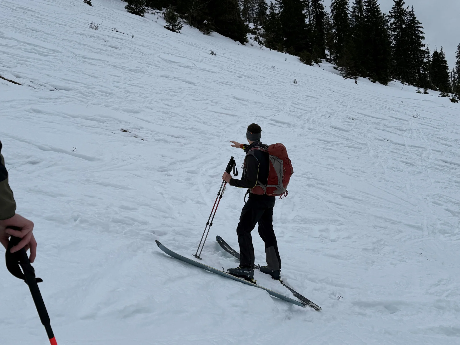 © (DAV Gangkofen) im Aufstieg kurz nach der Finsterbachalm