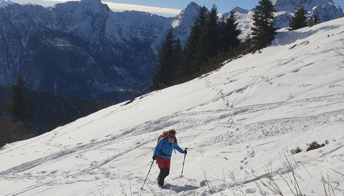 © (DAV Gangkofen) die letzten Meter zu Fuß zum Farmauriedel