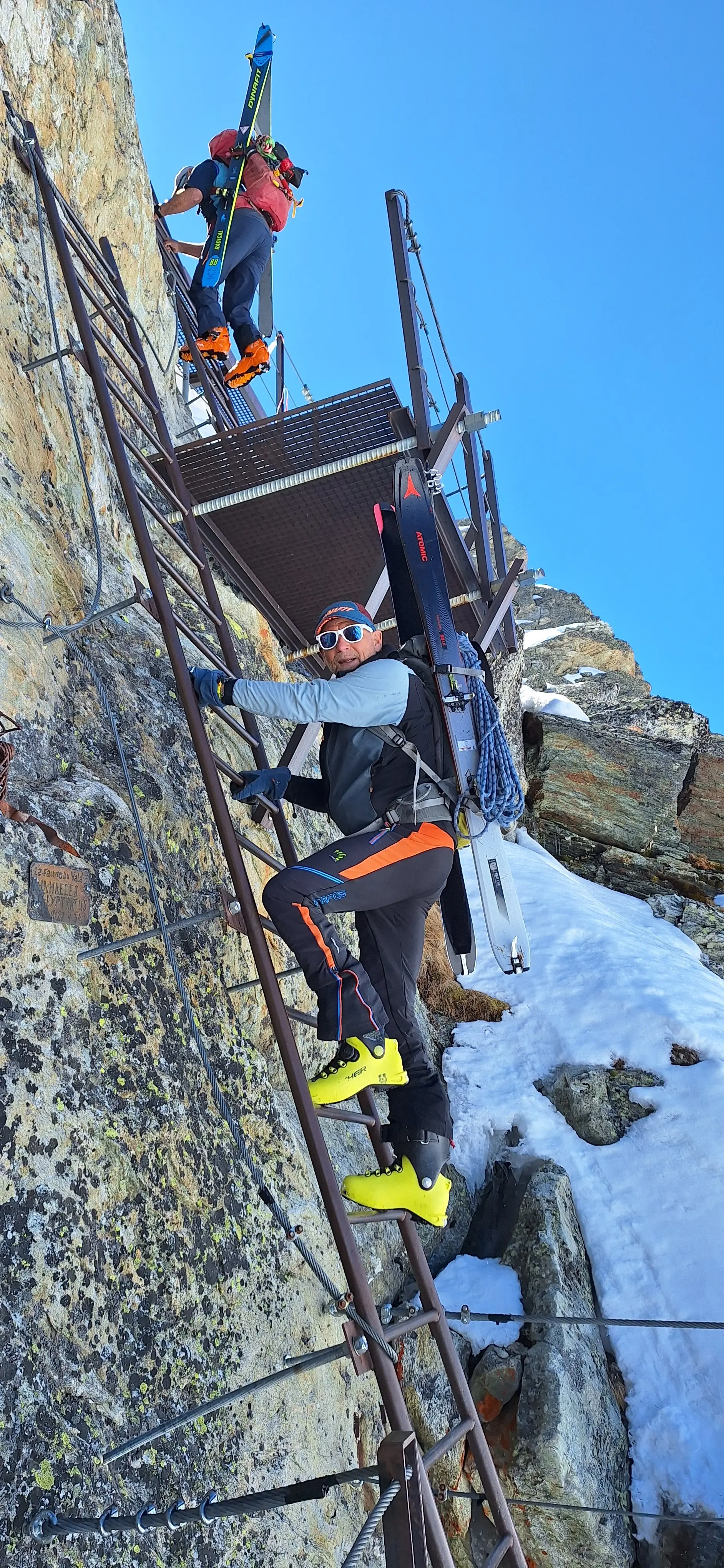 © (DAV-Gangkofen) - Abstieg über Eisenleitern