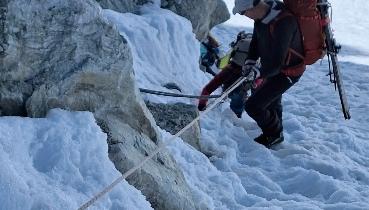 © (DAV-Gangkofen) - nach den Eisenleitern über Fixsteil hinunter