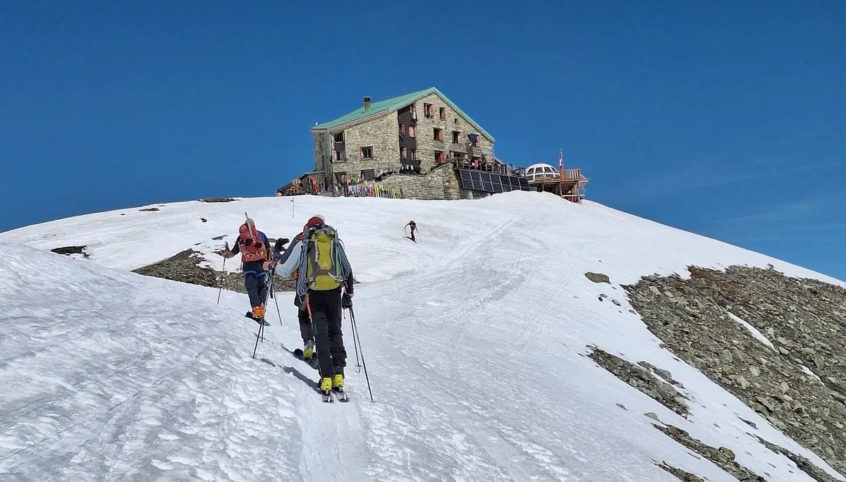 © (DAV-Gangkofen) - Cabane de Dix