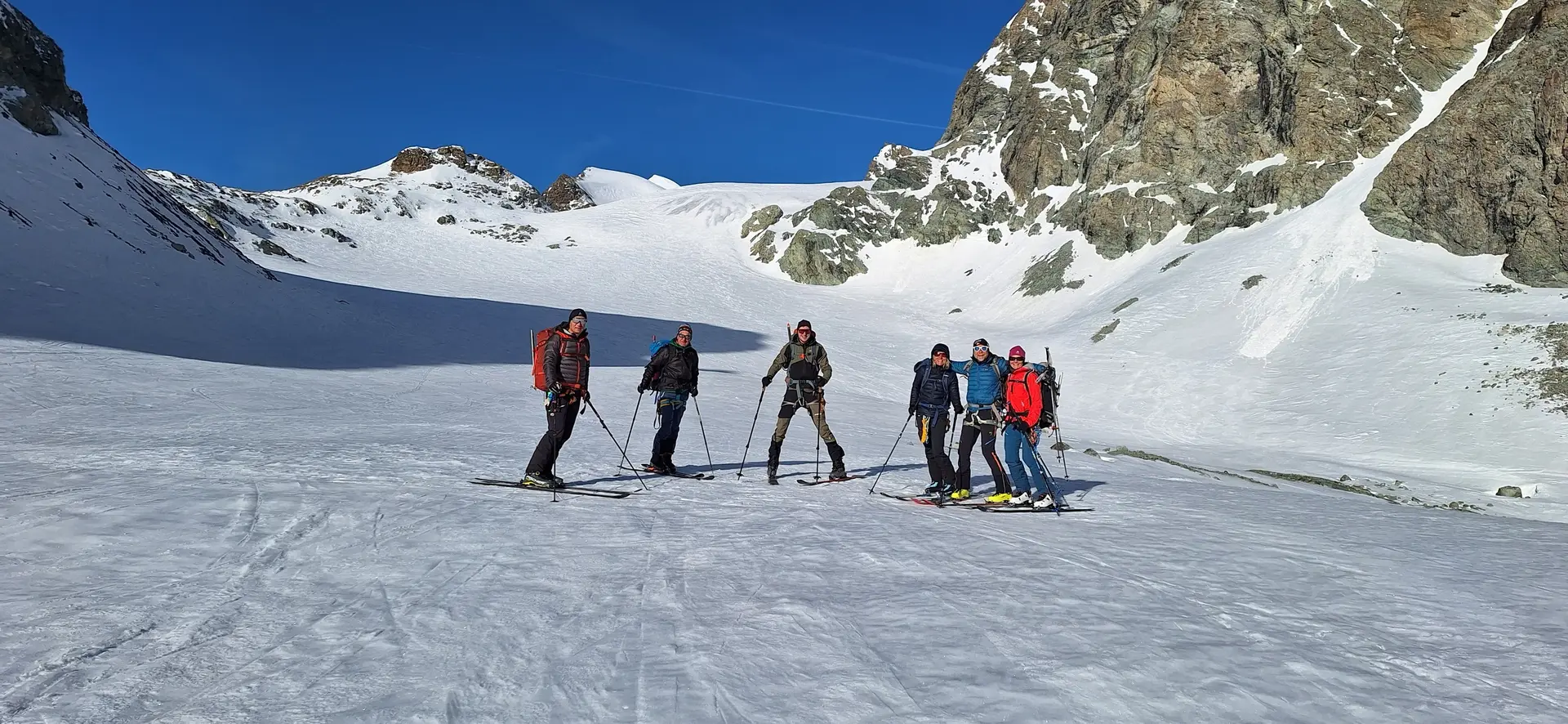 © (DAV-Gangkofen) - Blick zurück zum Col de l'Evêque (3382m) 