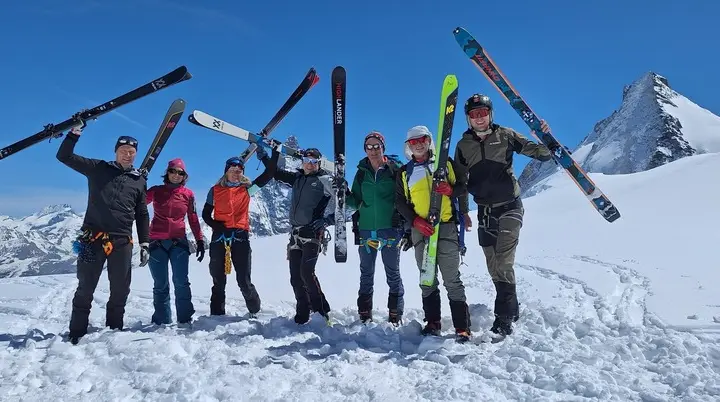 © (DAV-Gangkofen) - Col de Valpelline (3557m). 