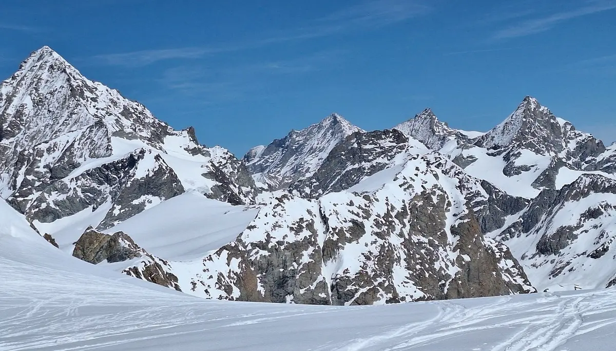 © (DAV-Gangkofen) - Blick zur Dent Blanc