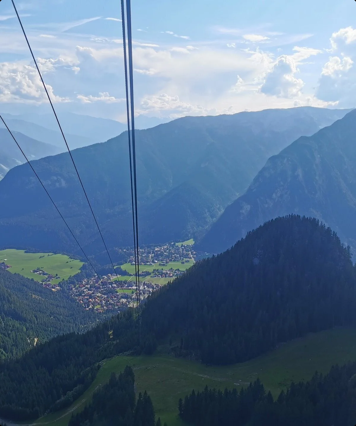 KS | © DAV Gangkofen\Martin Götz - Blick auf Achensee von der Seilbahn nach Maurach aus