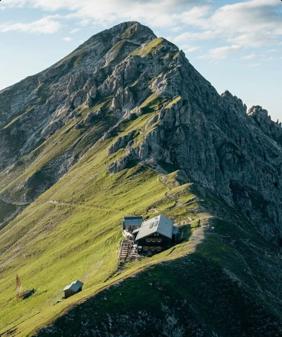 KS | © https://www.noerdlingerhuette.at/.cm4all/mediadb/2022/.Lage.jpg/picture-1600