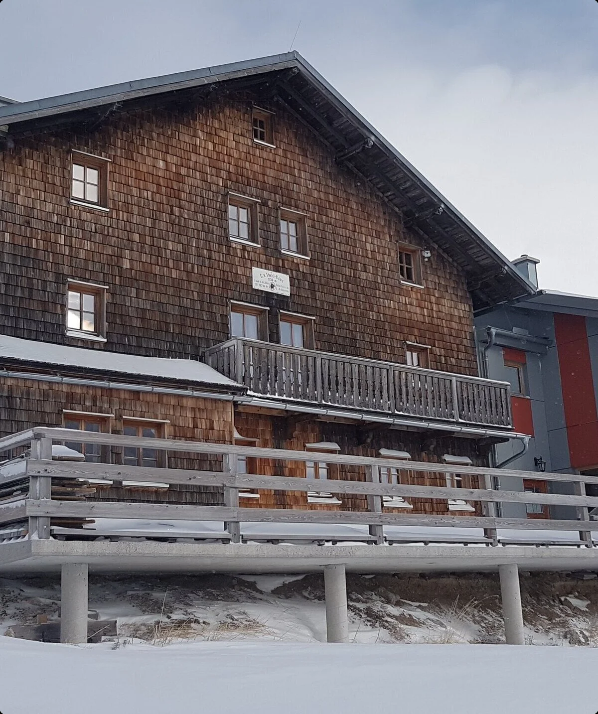 SSW | © DAV Gangkofen\Martin Götz - Stahlhaus morgens tief verschneit